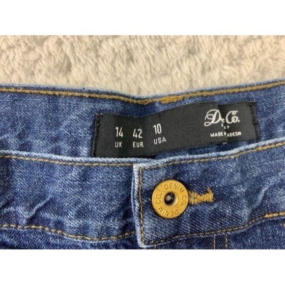 Denim & Co  10 Womens Denim Jean Shorts Mid Rise Cut Off Raw Hem  Distre… - Picture 2 of 3